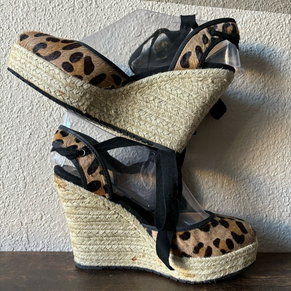 New Charles David Women’s 8.5 Animal Print Calf Hair Lace Up Wedge Sandals - Picture 6 of 9